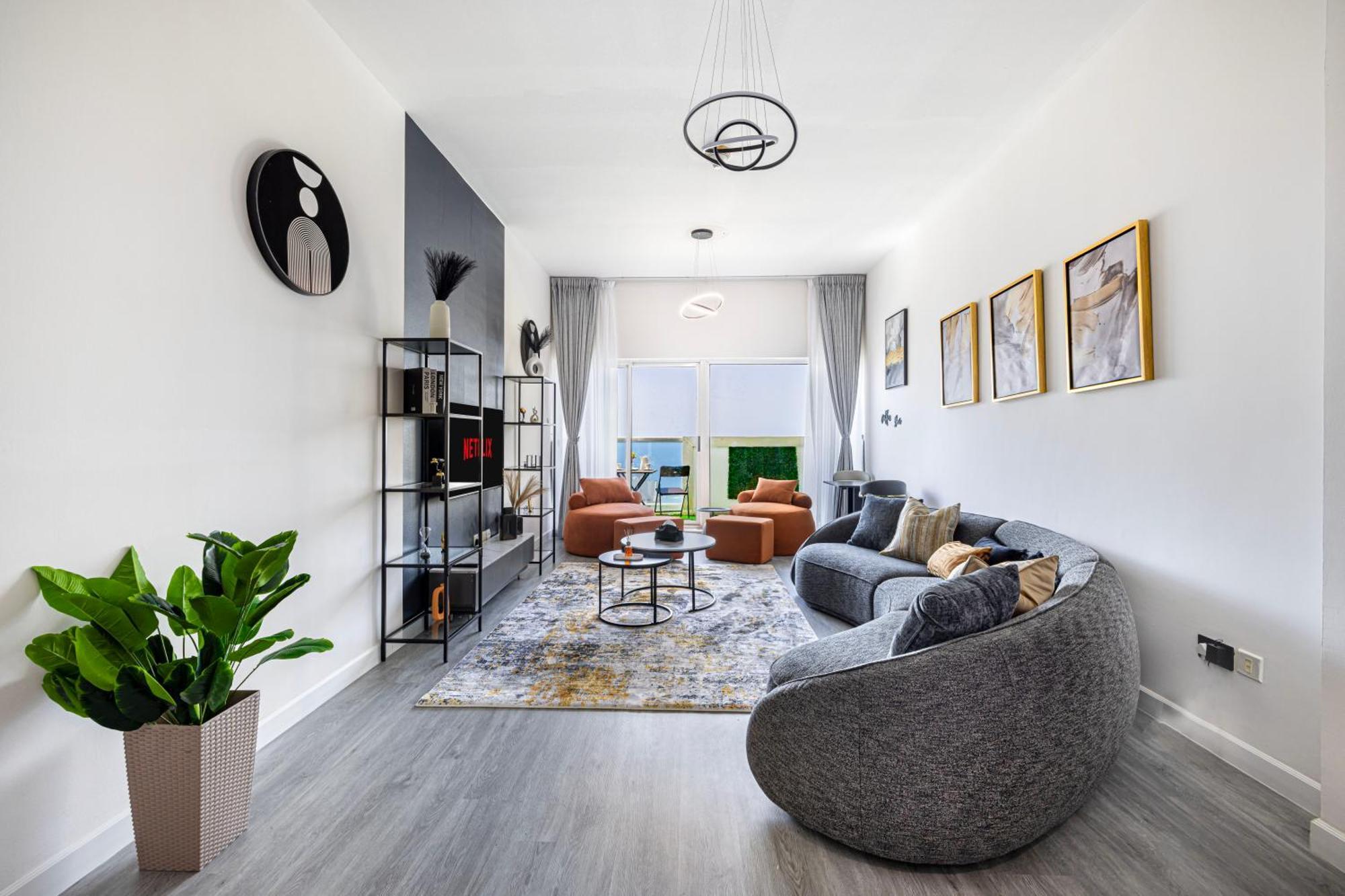 Apartment Sleek Nordic Style Seaview