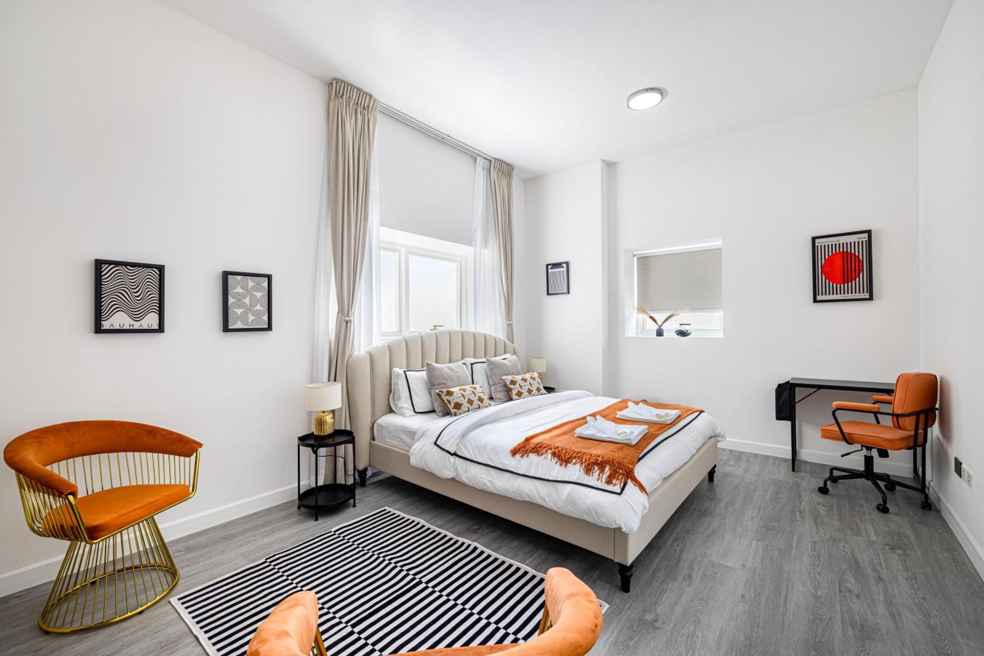 Sleek Nordic Style Seaview *